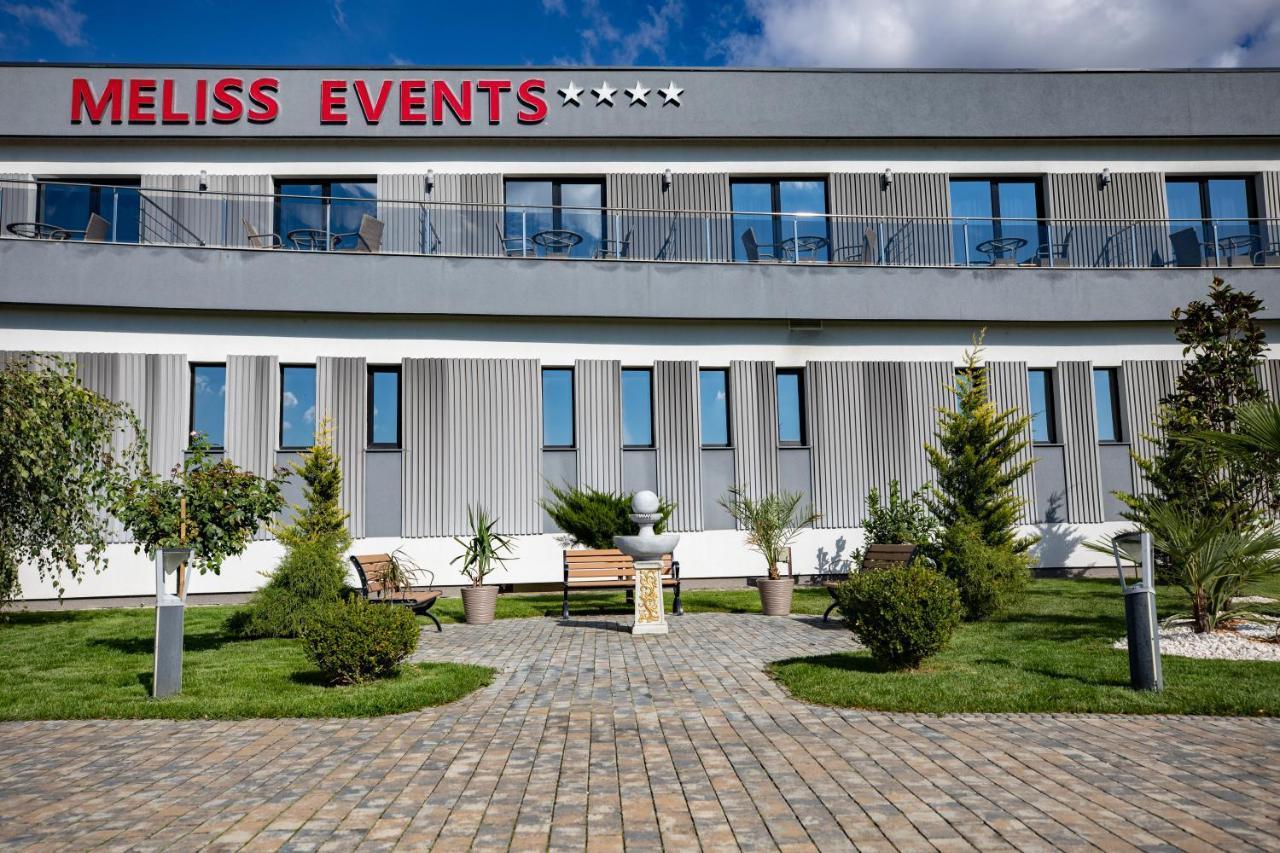 Meliss Events Hotel Craiova Buitenkant foto