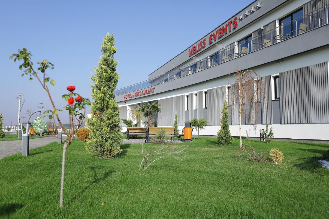 Meliss Events Hotel Craiova Buitenkant foto